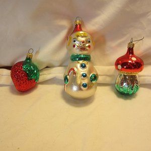 VTG 80'S SET OF 3 GLASS ORNAMENTS, SHINY, VIBRANT COLOR